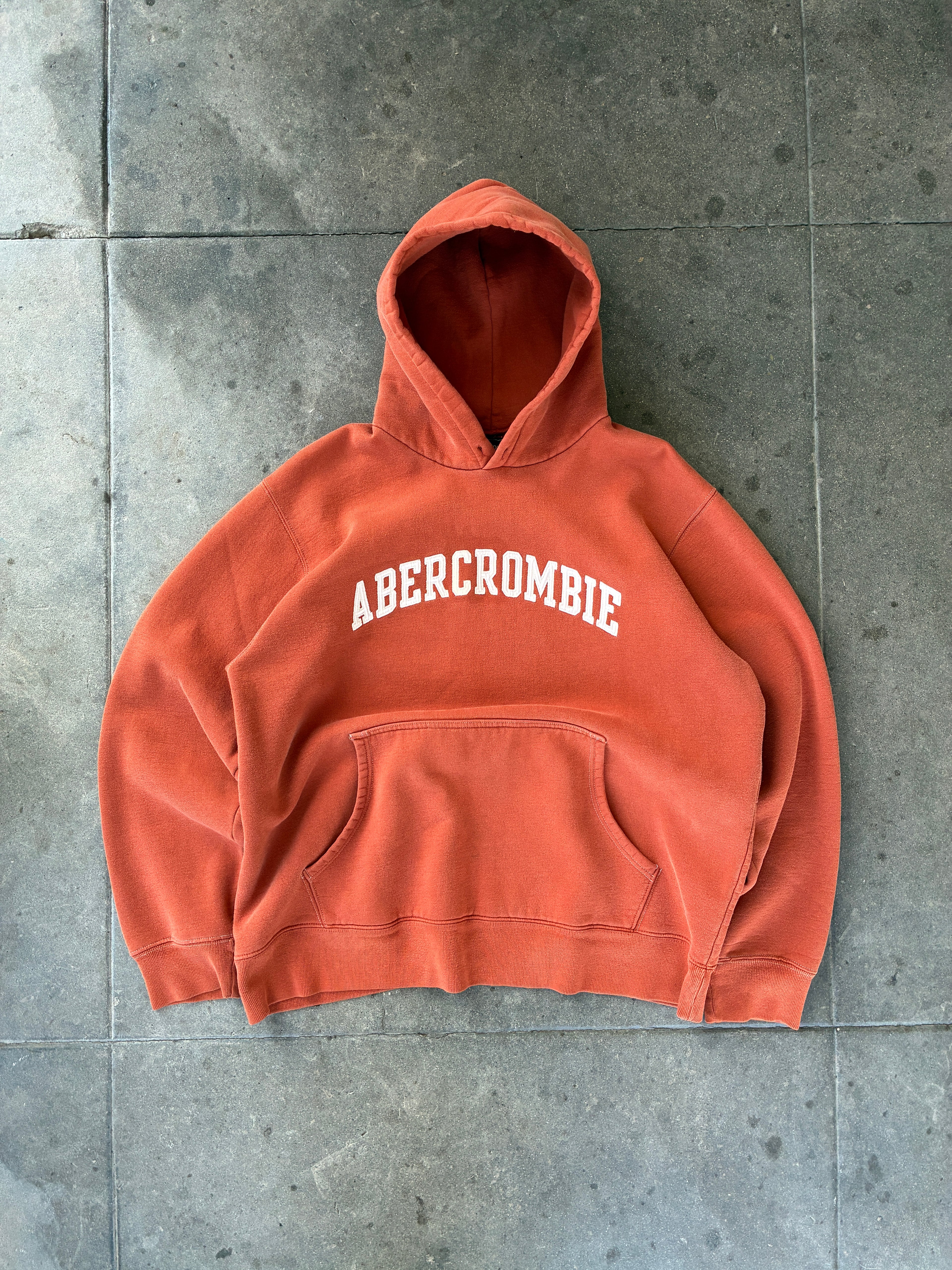‘00s A&F Spell-Out Hoodie - XL