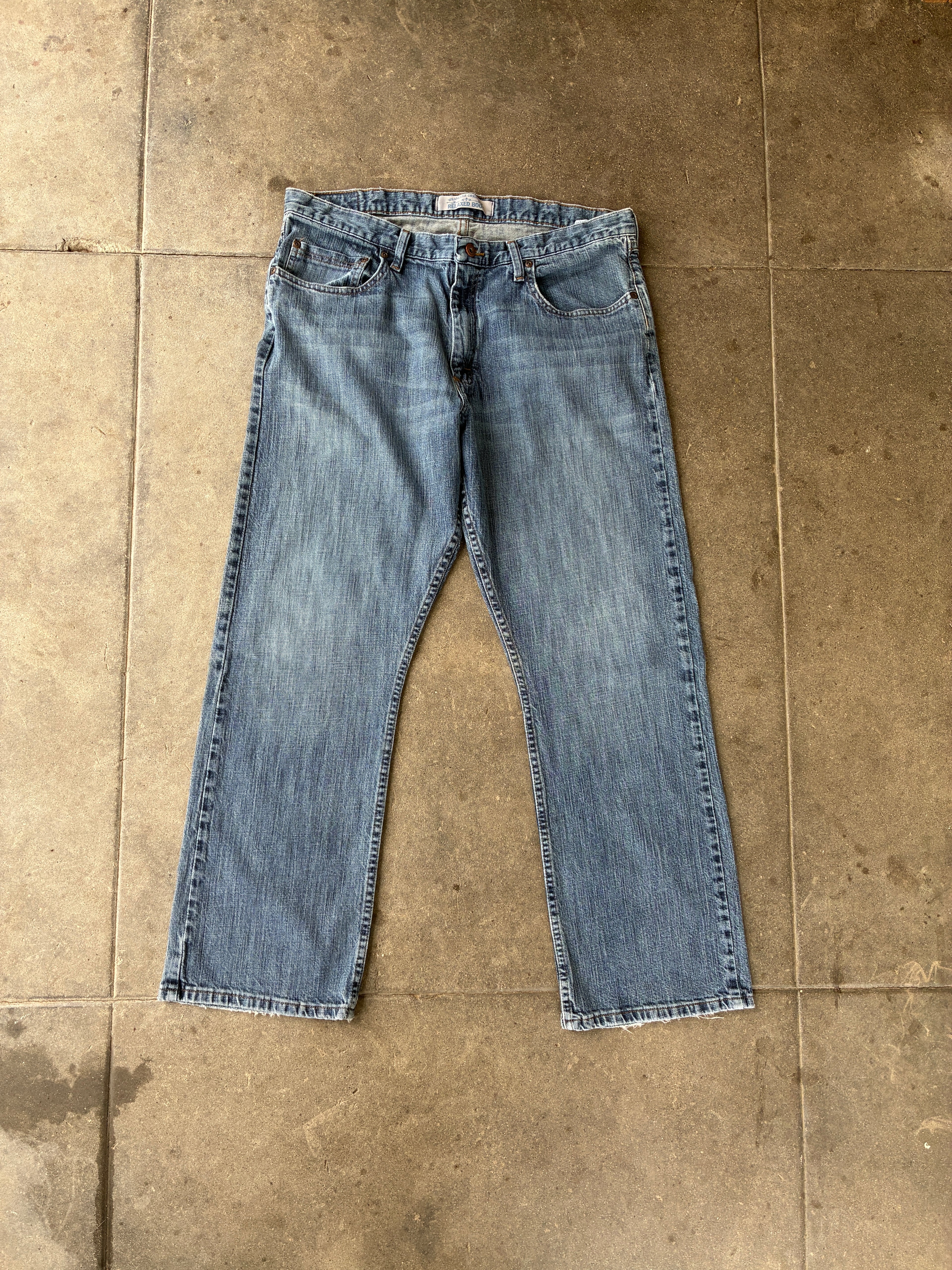‘00s Wrangler Relaxed Bootcut Jeans - 36x30