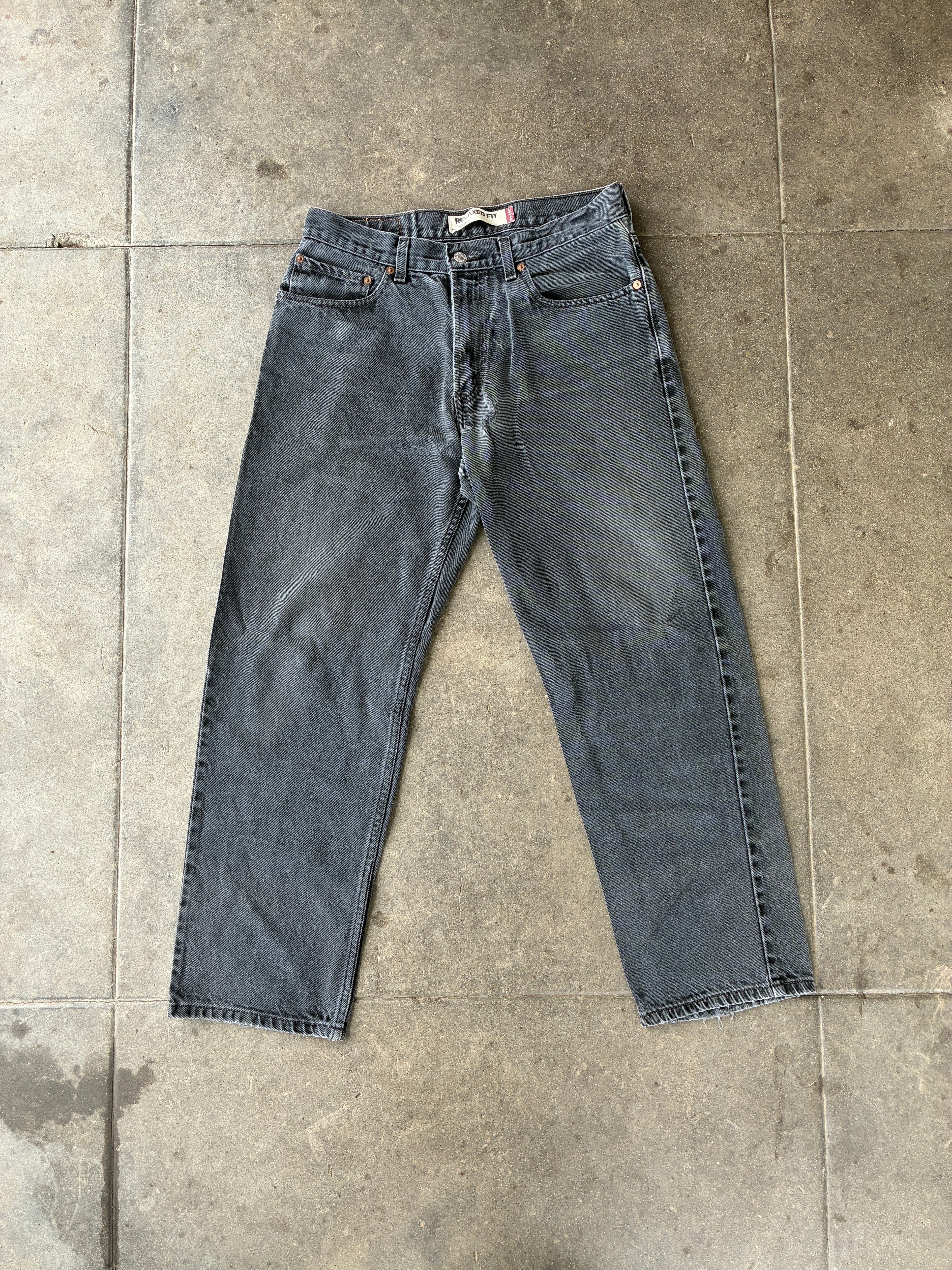 ‘00s Levi’s Relaxed Fit Jeans - 32x30